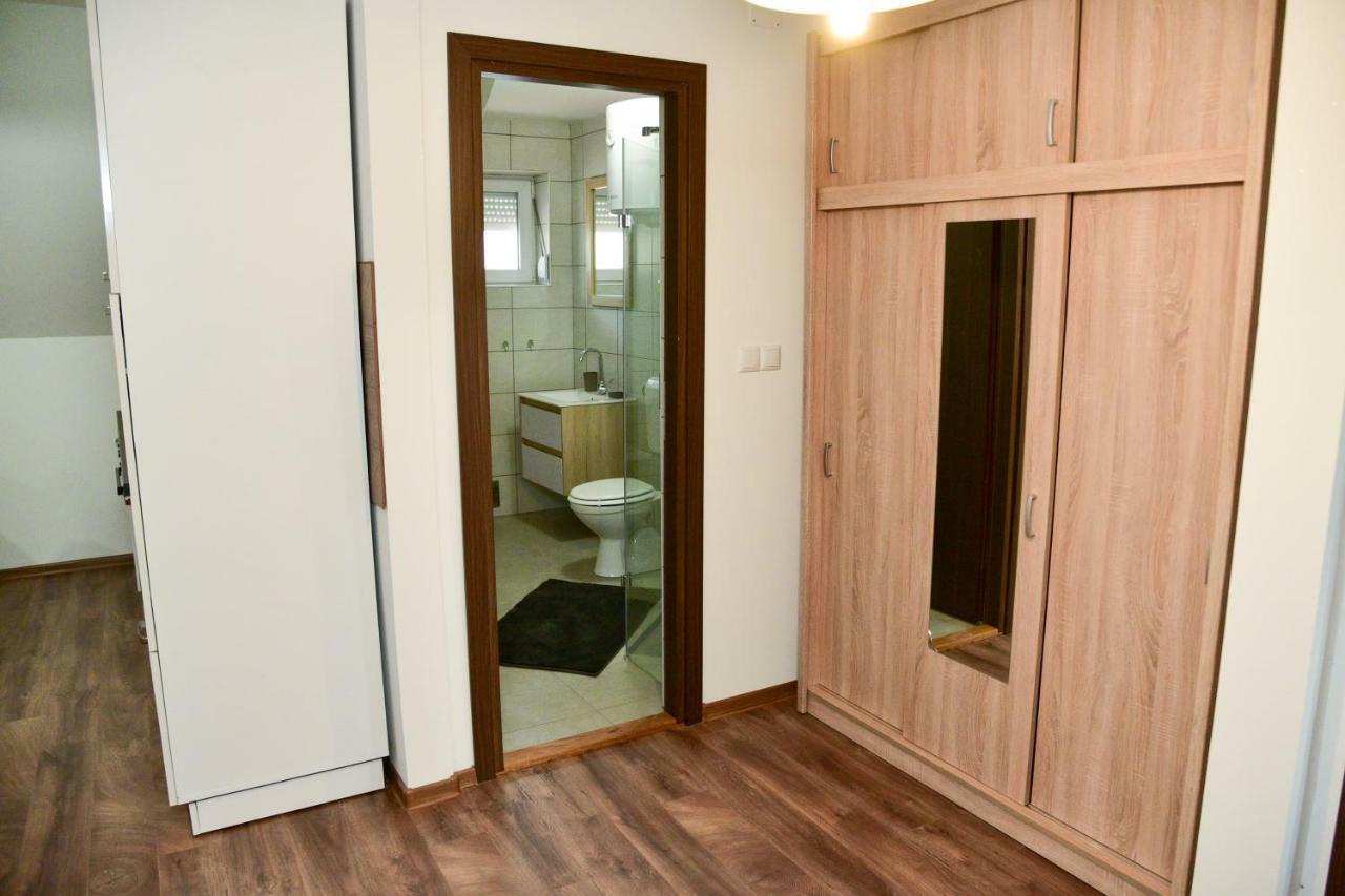 Tesla Coil Apartments Gospić Εξωτερικό φωτογραφία