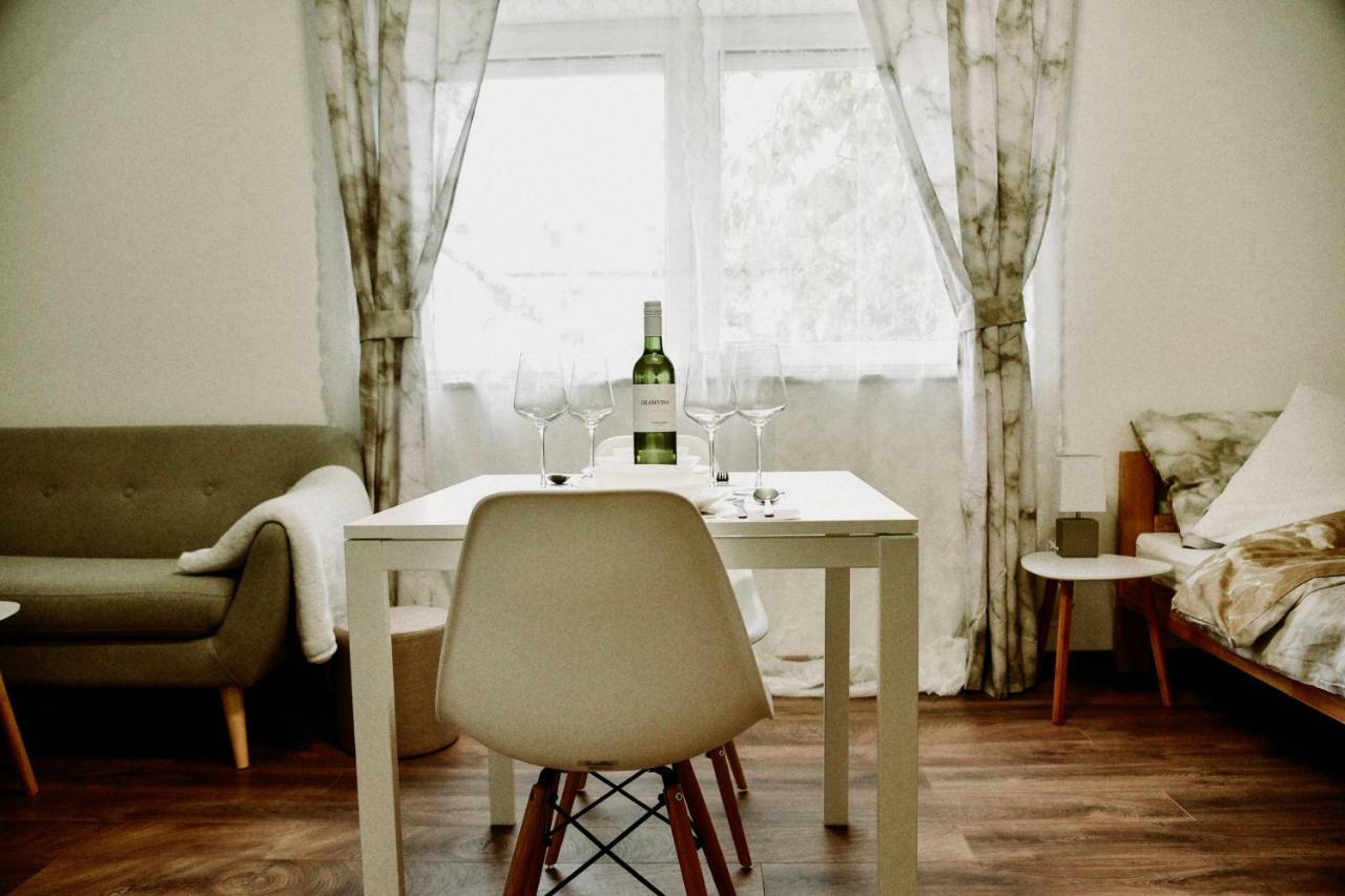 Tesla Coil Apartments Gospić Εξωτερικό φωτογραφία